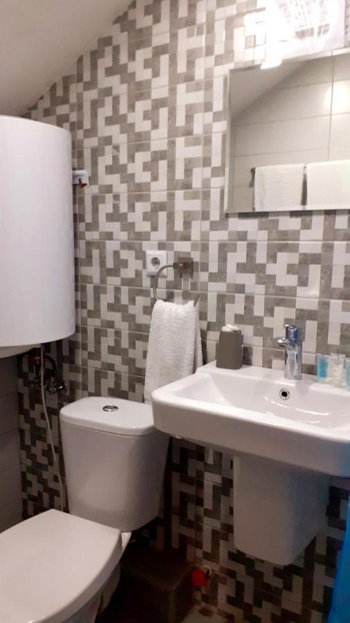 טביליסי Hotel Lile מראה חיצוני תמונה