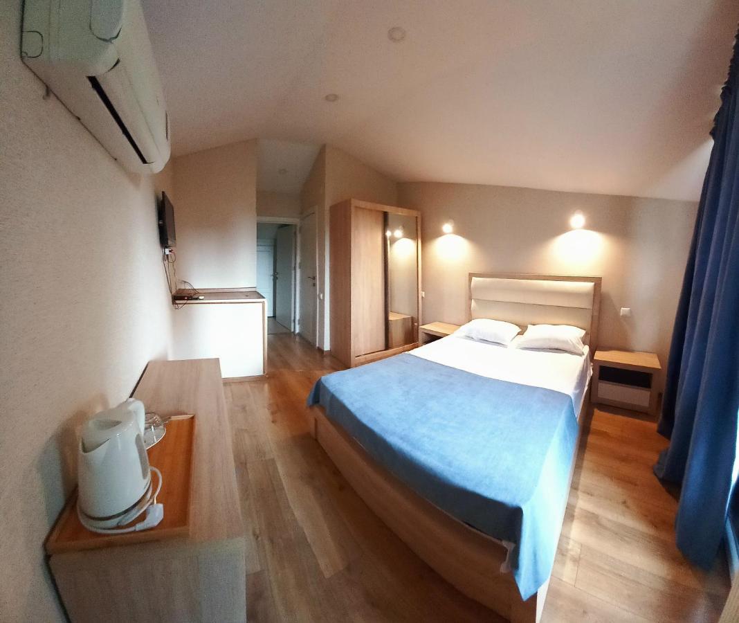 טביליסי Hotel Lile מראה חיצוני תמונה