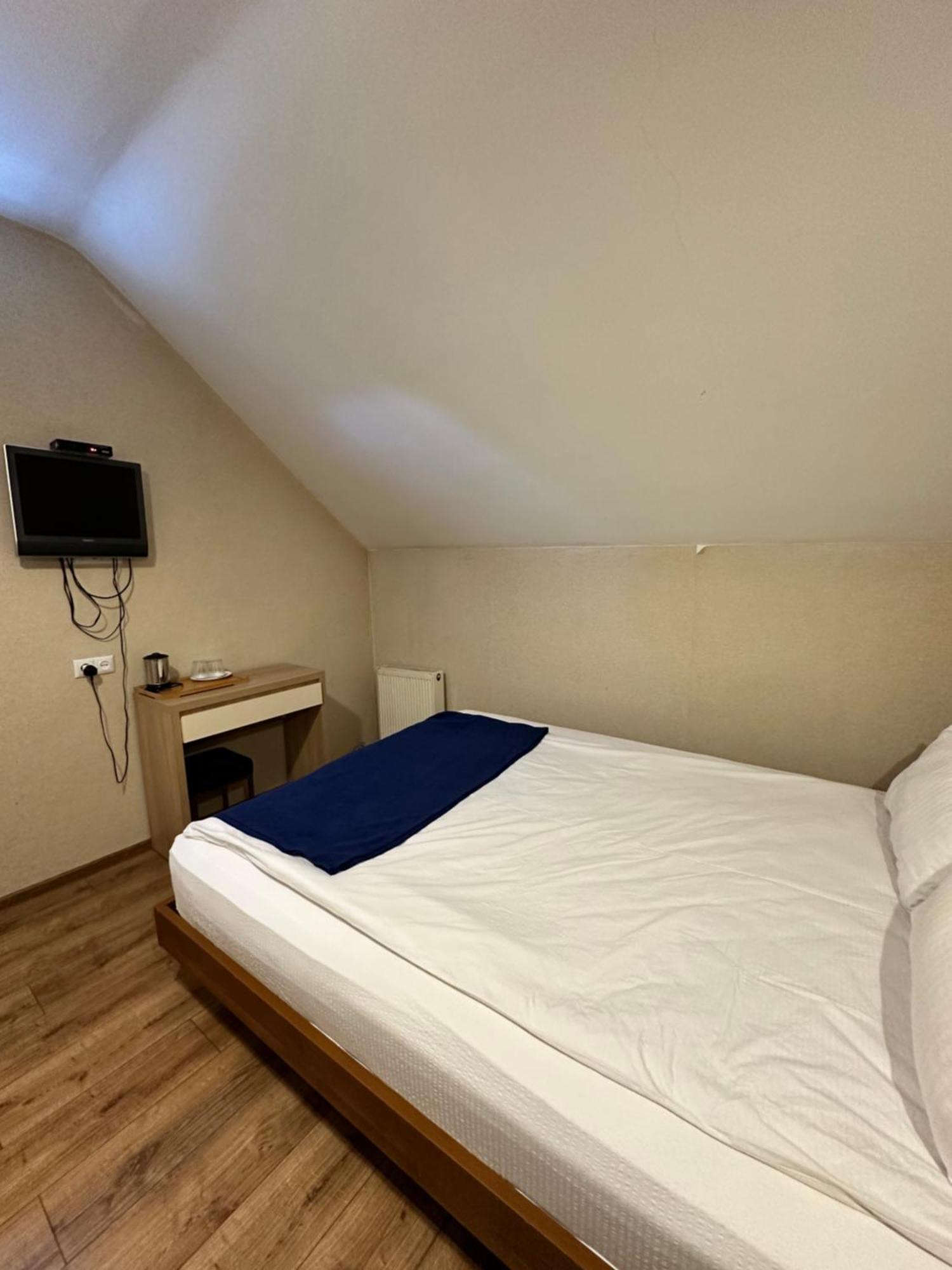טביליסי Hotel Lile מראה חיצוני תמונה